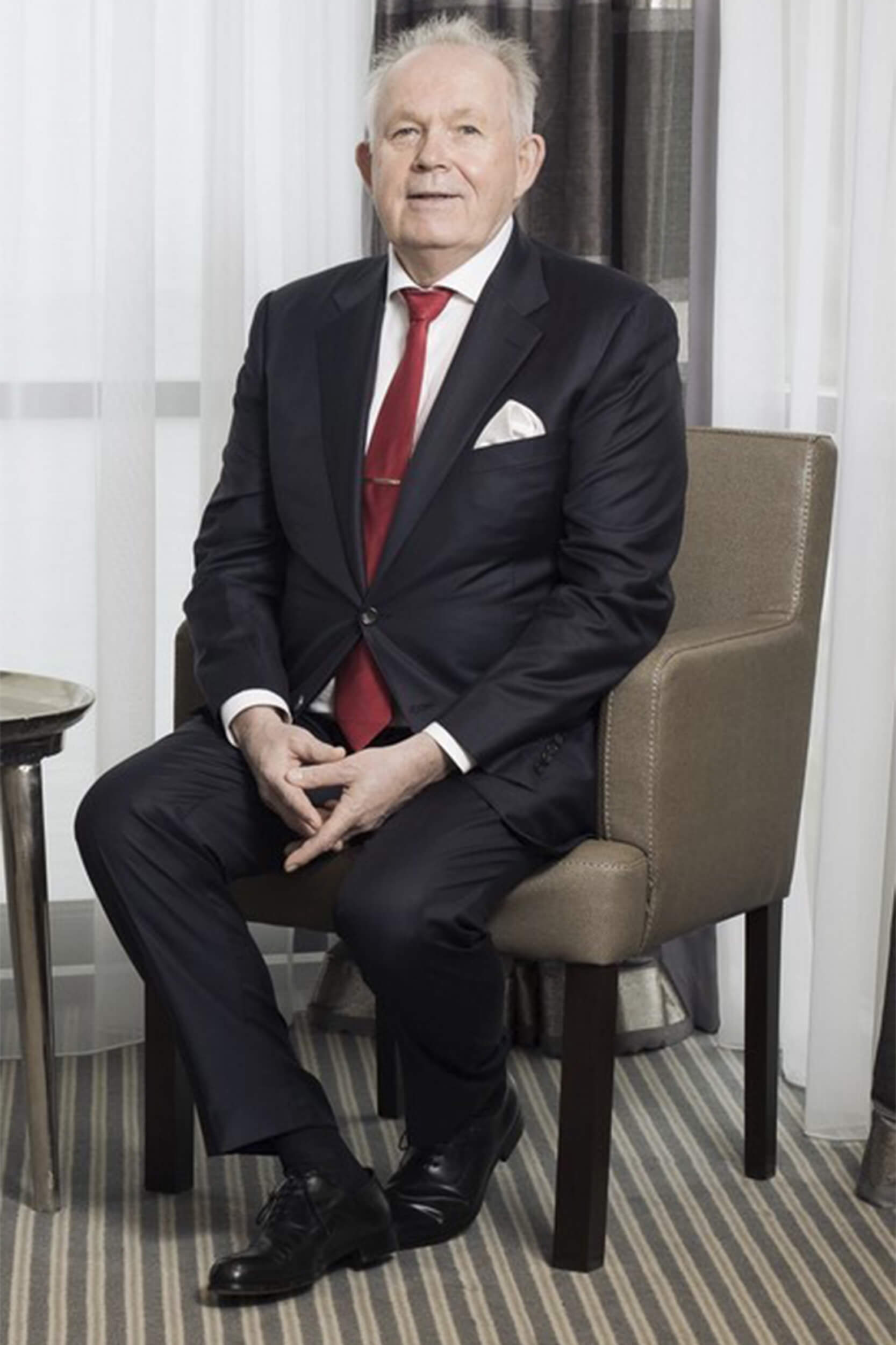 Dr. med. Gregor Wiewiorski